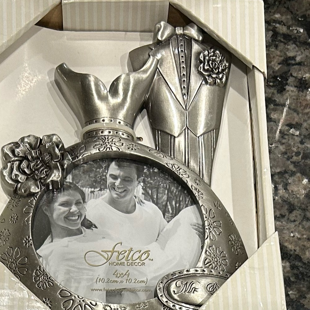 Fetco picture frames - Picture 5 of 5